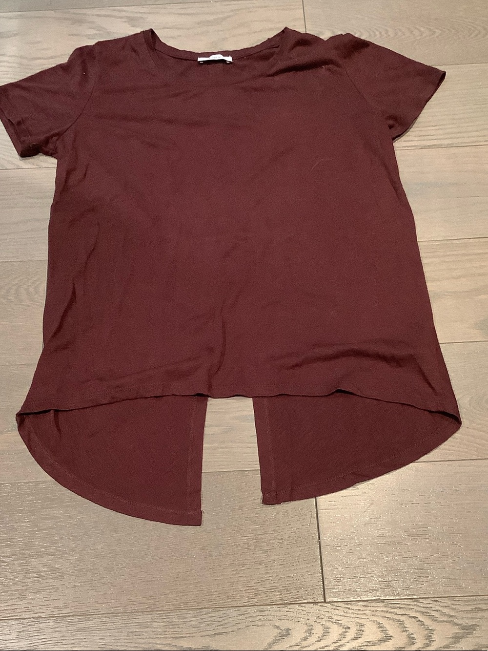 Dex Short Sleeve Tee in Burgundy